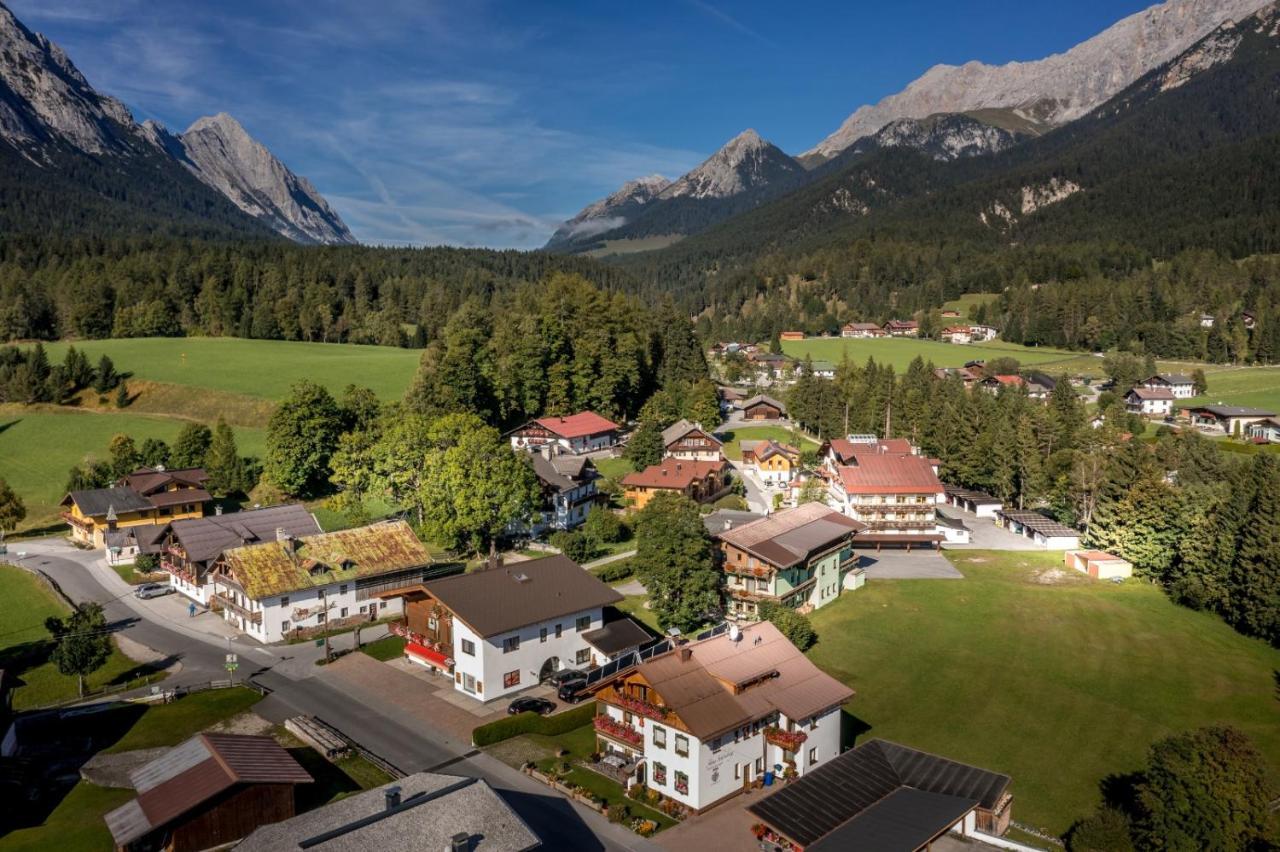 Gaestehaus Schoenberg Leutasch Eksteriør bilde